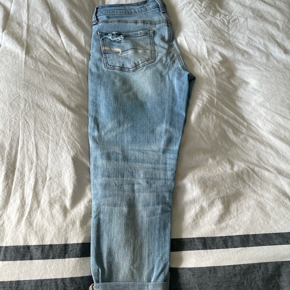 AE boyfriend cutoffs - Picture 4 of 5